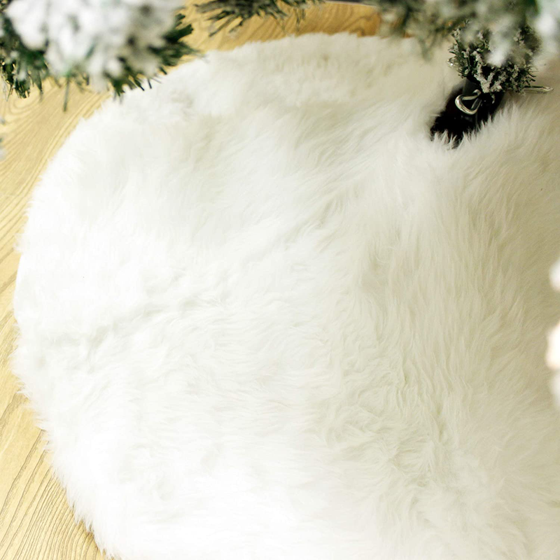 Joiedomi White Faux Fur Tree Skirt 36", Chirstmas Tree Skirt Soft Classic Fluffy Faux Fur Tree Skirt for Xmas Tree Decorations