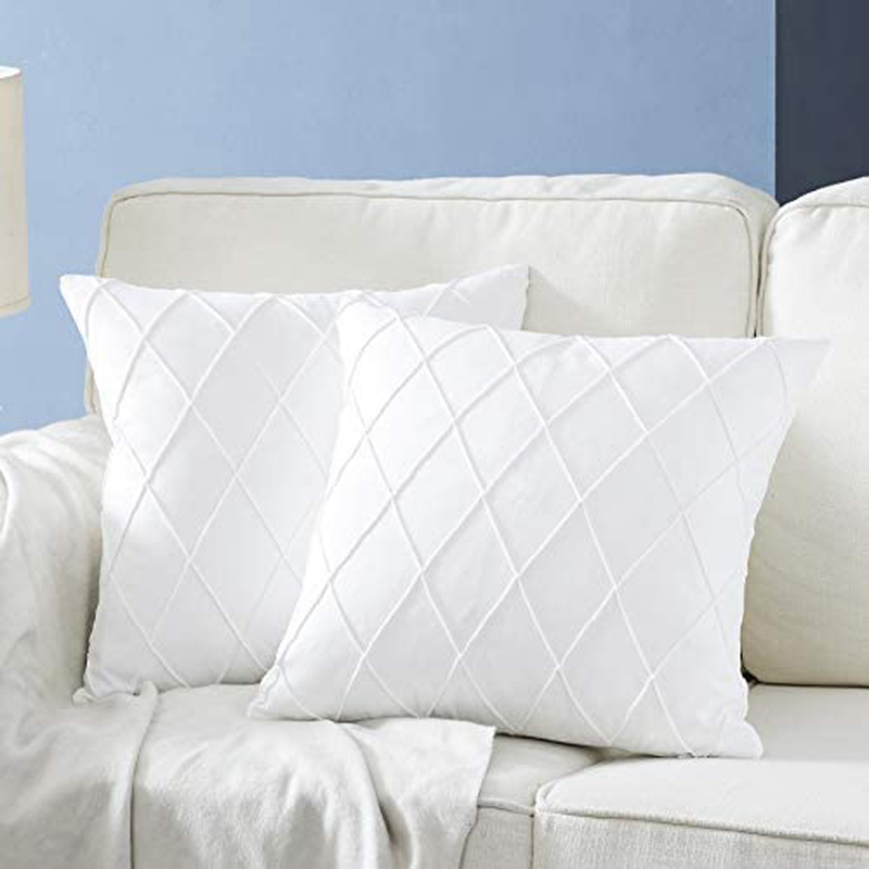 Longhui Bedding White Throw Pillow Covers – 2-Pack 20 X 20 Inch Cushion Covers – Sturdy and Discrete Zipper Opening – Premium Quality Polyester - Decorative Pillow Covers for Couch Sofa Bed